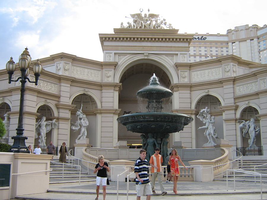 LasVegas_026.JPG - Hotel Montecarlo