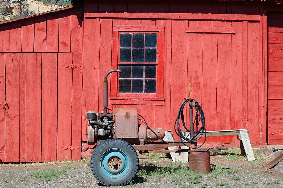 Utah_007.jpg - Route 12 - Boulder